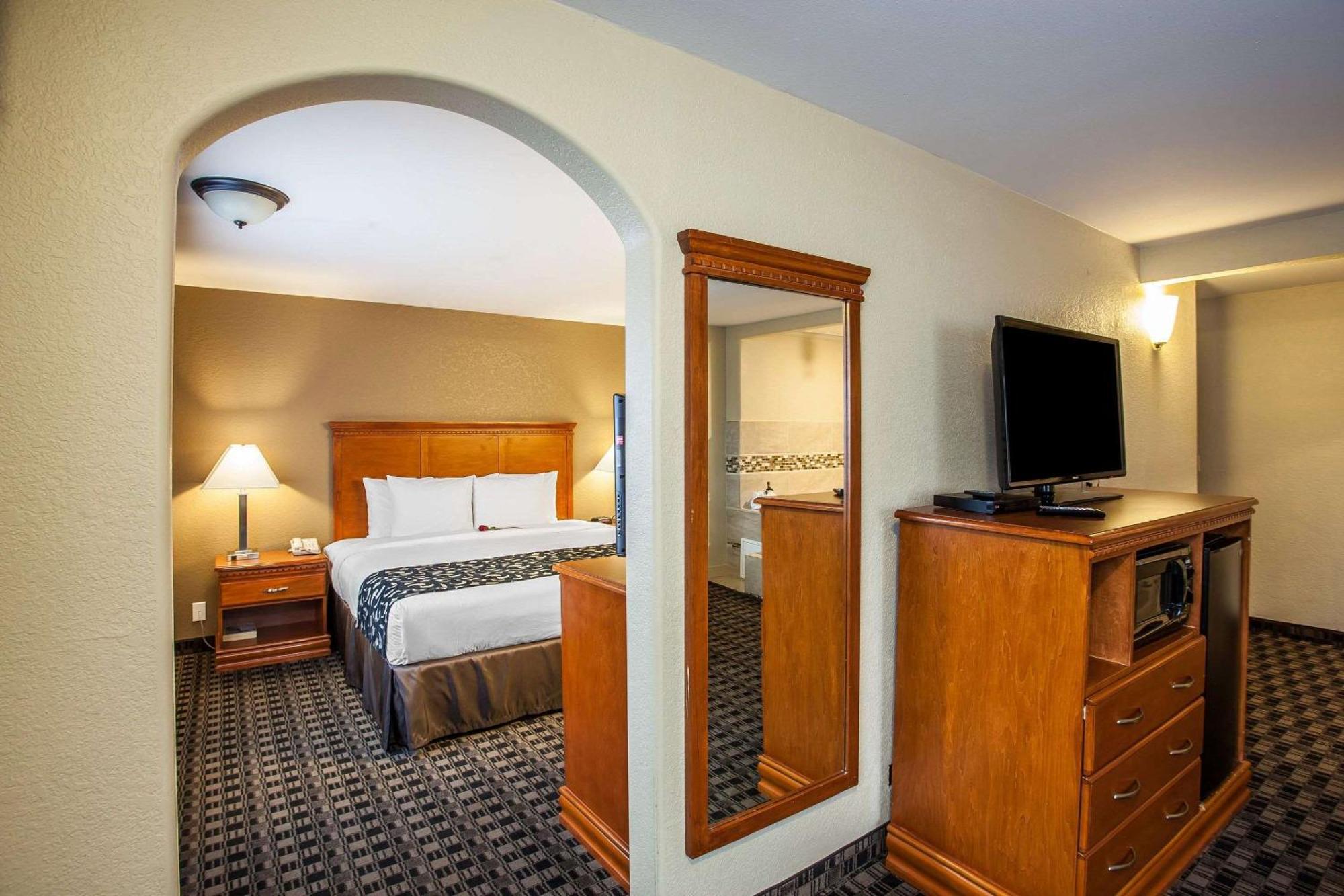 Clarion Inn Renton-Seattle Exteriör bild