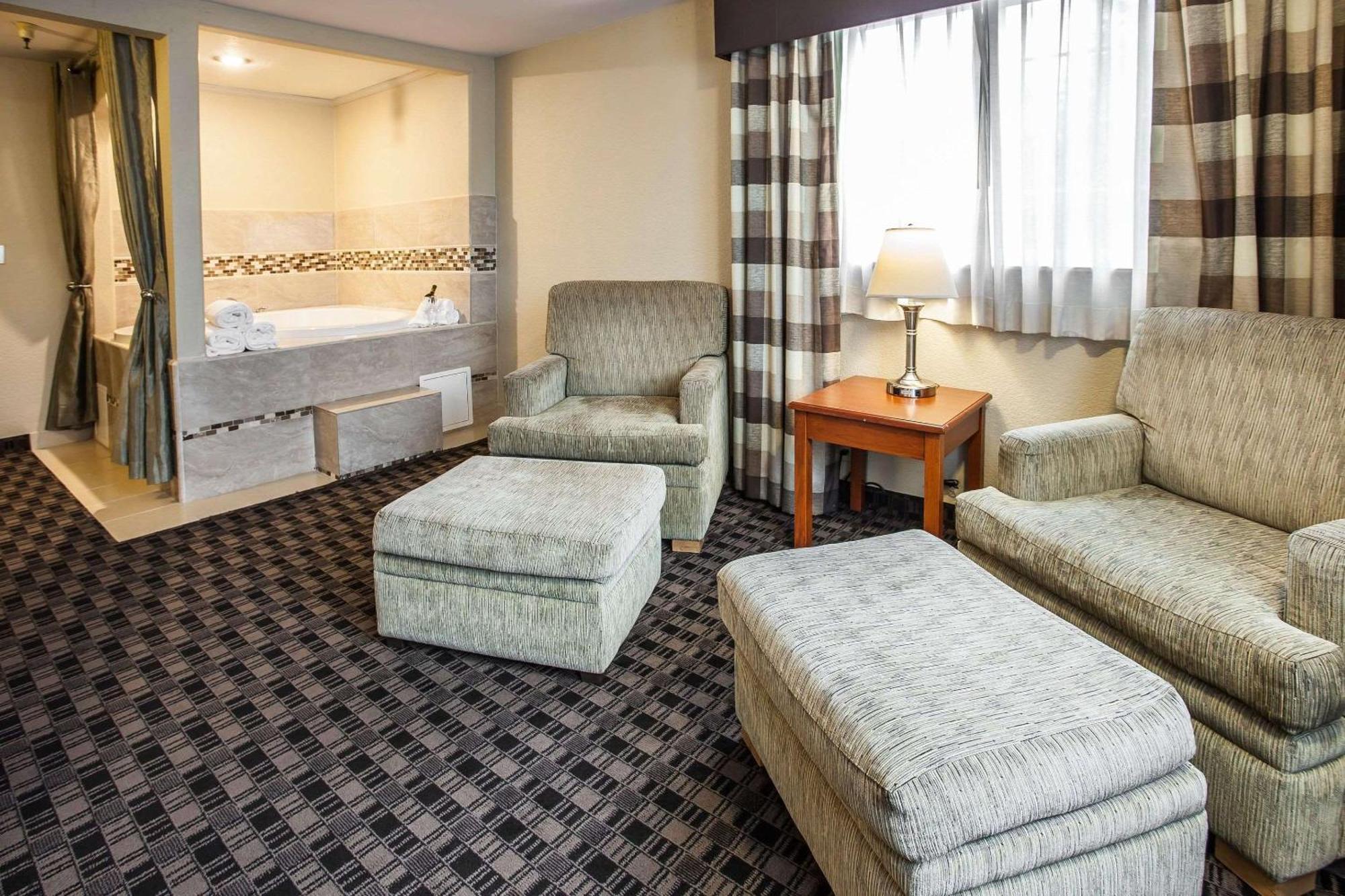 Clarion Inn Renton-Seattle Exteriör bild